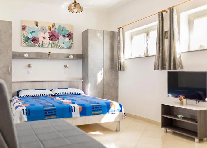 Apartments Belavic By El-Pi Tours