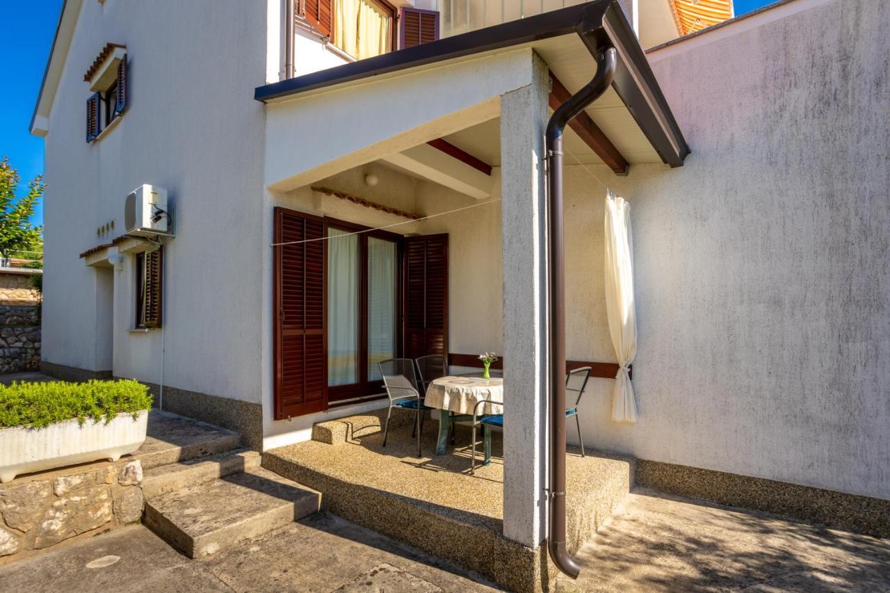 Apartment Belavic By El-pi Tours Njivice
