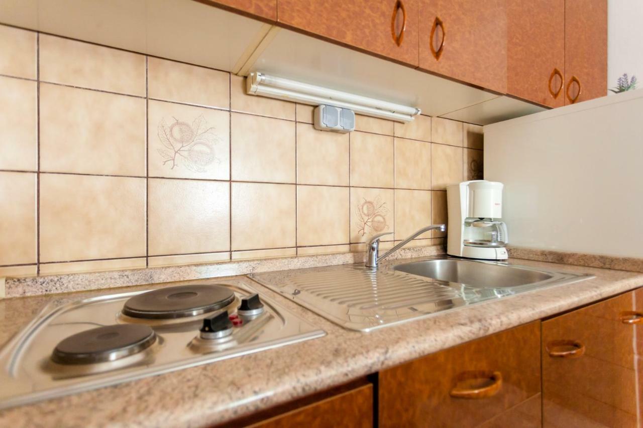 Belavic By El-pi Tours Apartment Njivice