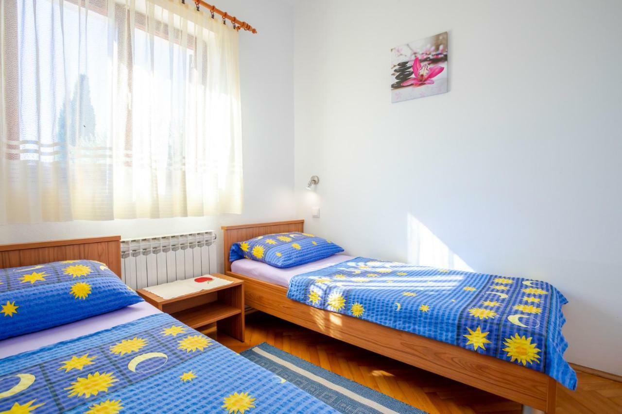 Belavic By El-pi Tours Apartment Njivice